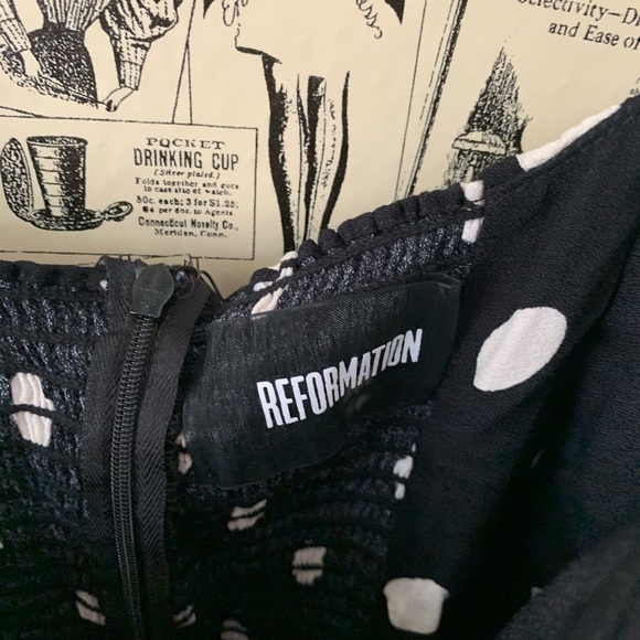 Sam dress polka dot black white reformation 4 - Picture 6 of 11